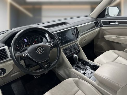 Used 2019 Volkswagen Atlas SE image 11