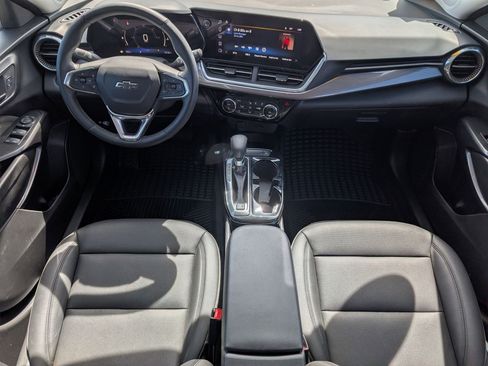 Used 2025 Chevrolet Trax ACTIV w/ Driver Confidence Package image 25