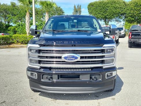 New 2026 Ford F250 Platinum w/ Platinum Plus Package AWD/4WD image 2