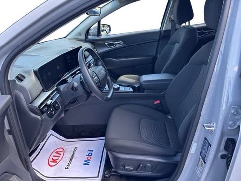 Certified 2026 Kia Sportage S AWD/4WD image 10