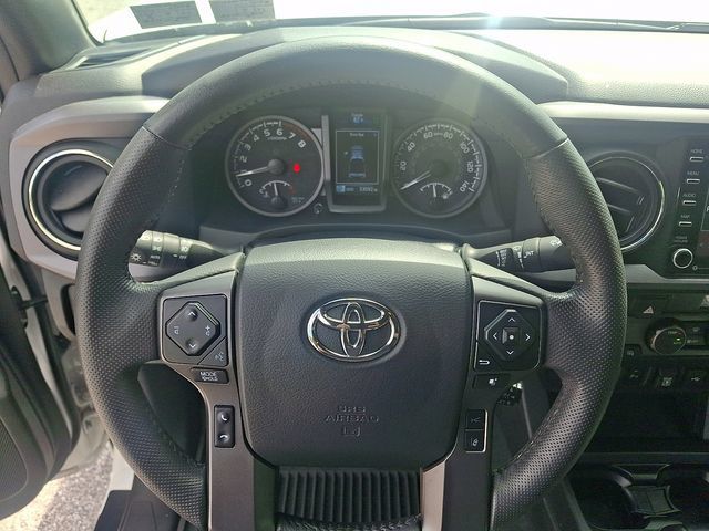 Used 2023 Toyota Tacoma TRD Sport w/ Technology Package AWD/4WD image 18