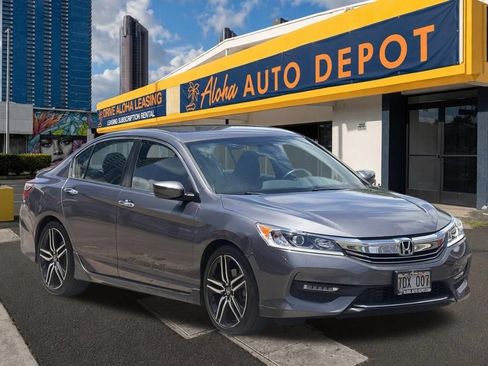 Used 2017 Honda Accord Sport image 6