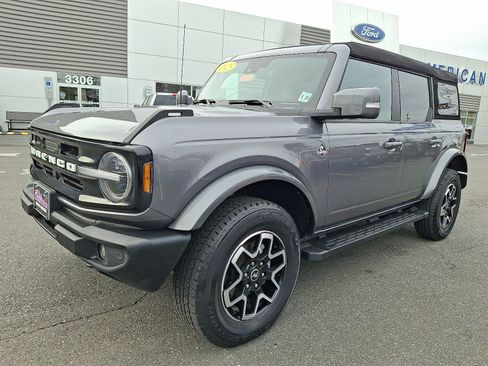 Certified 2023 Ford Bronco Outer Banks image 5