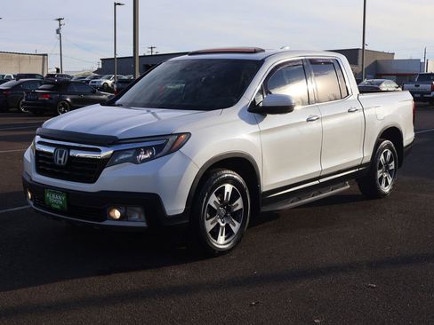 Used 2017 Honda Ridgeline RTL-E image 12