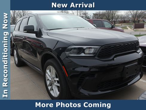 Used 2025 Dodge Durango GT image 1