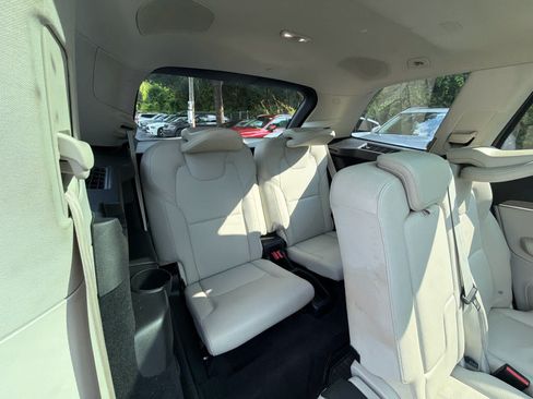 Certified 2023 Volvo XC90 B6 Plus w/ Protection Package Premier AWD/4WD image 20