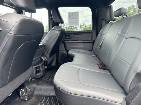 Used 2022 RAM 2500 Tradesman w/ Chrome Appearance Group AWD/4WD image 22