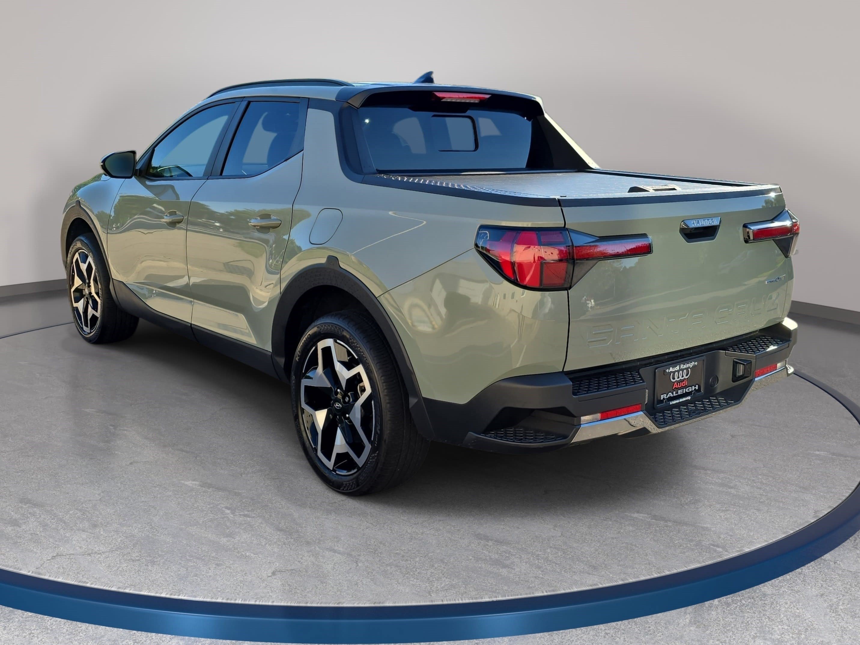 Used 2024 Hyundai Santa Cruz Limited AWD/4WD image 7