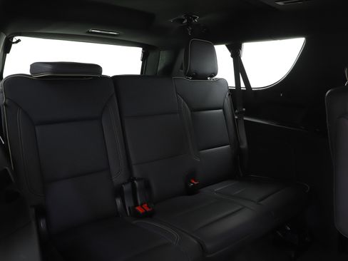 Used 2025 GMC Yukon XL Elevation w/ Elevation Premium Package image 16