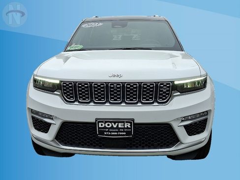 Certified 2023 Jeep Grand Cherokee Summit w/ Adv Protech Group IV AWD/4WD image 21