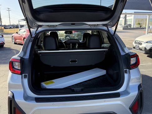 Used 2025 Subaru Crosstrek 2.5i Limited image 8