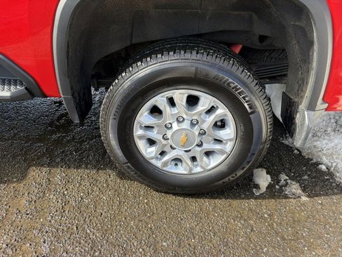 Used 2024 Chevrolet Silverado 2500 LTZ w/ LTZ Plus Package image 10