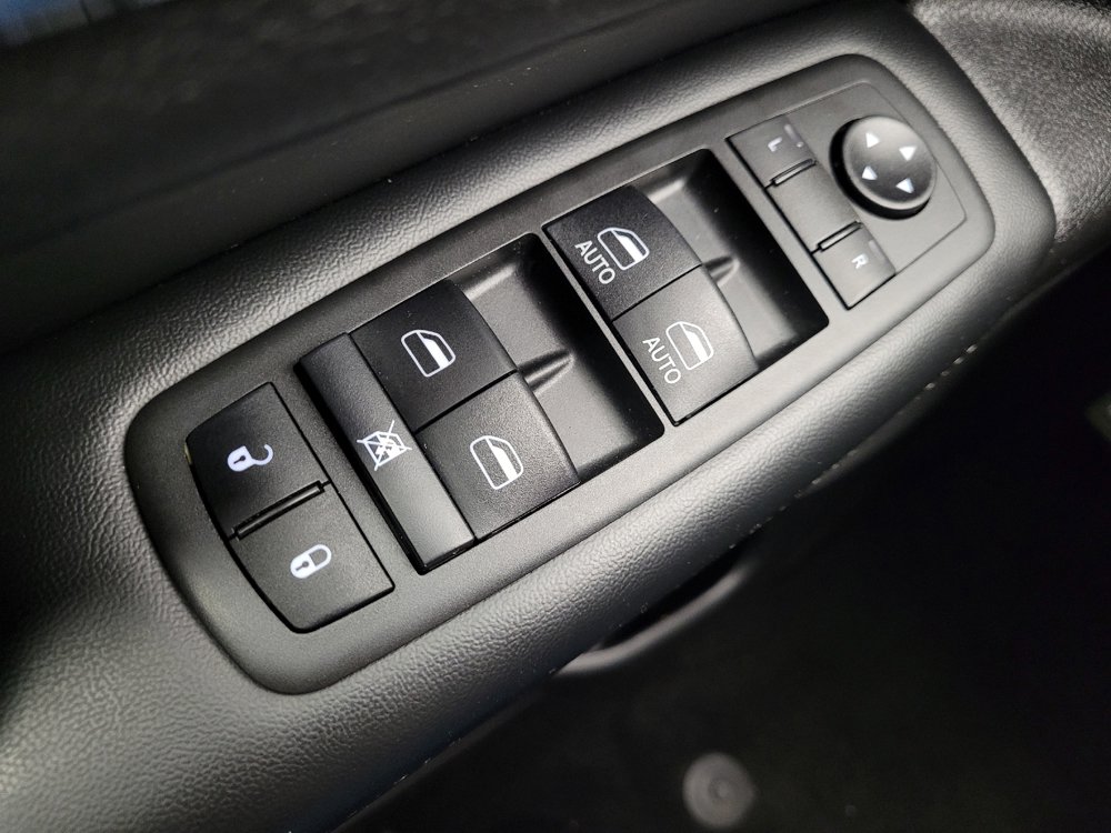 Used 2021 Jeep Grand Cherokee Limited w/ Quick Order Package 28K 80th AWD/4WD image 27