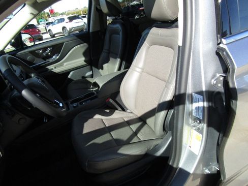 Used 2024 Lincoln Corsair Grand Touring w/ Equipment Group 301A image 10