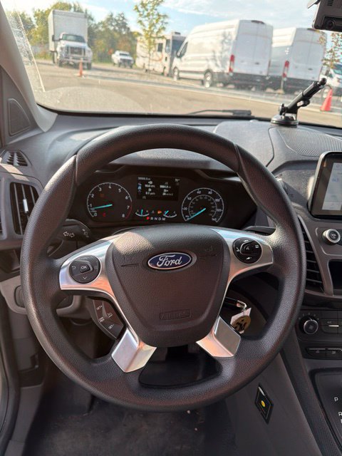 Used 2023 Ford Transit Connect XL FWD image 18