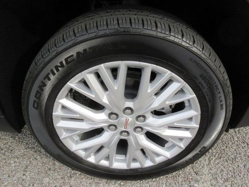 New 2026 GMC Acadia Elevation w/ Elevation Premium Package FWD image 9