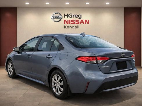 Used 2026 Toyota Corolla LE FWD image 2