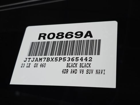 Used 2023 Lexus GX 460 Premium image 40