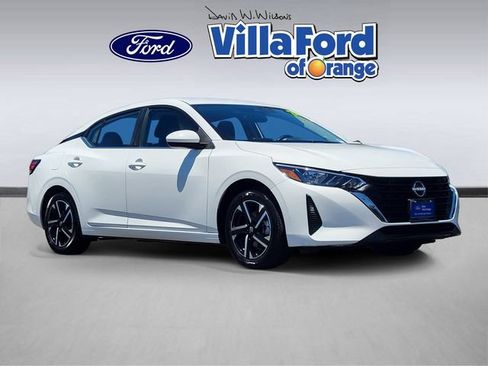 Used 2024 Nissan Sentra SV FWD image 1