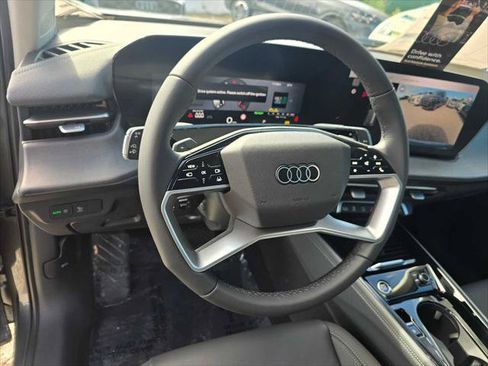 New 2026 Audi Q3 quattro 2.0T AWD/4WD image 25