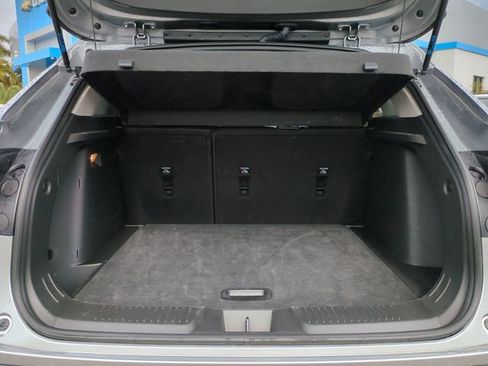 Certified 2025 Chevrolet Trax LT image 14