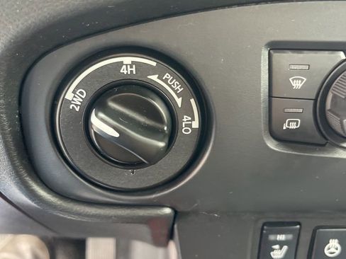 Certified 2023 Nissan Frontier PRO-4X AWD/4WD image 21