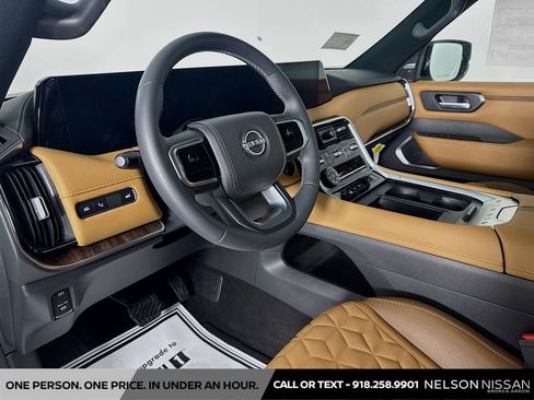New 2025 Nissan Armada Platinum Reserve image 9