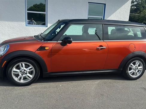 Used 2013 MINI Cooper Clubman FWD image 12