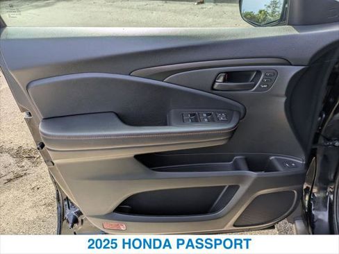 Certified 2025 Honda Passport TrailSport image 12