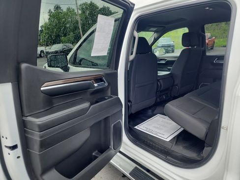 Certified 2024 Chevrolet Silverado 1500 RST w/ Z71 Off-Road Package AWD/4WD image 25