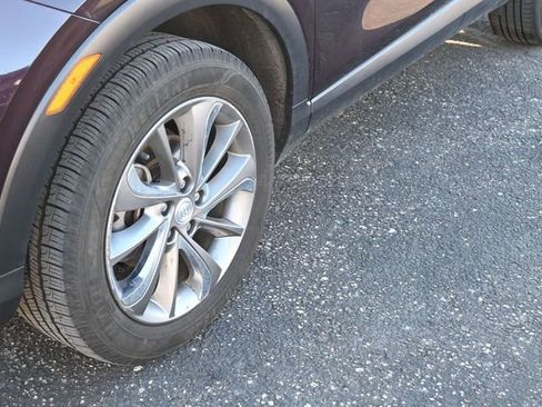 Used 2021 Buick Encore GX Essence w/ Experience Buick Package image 13