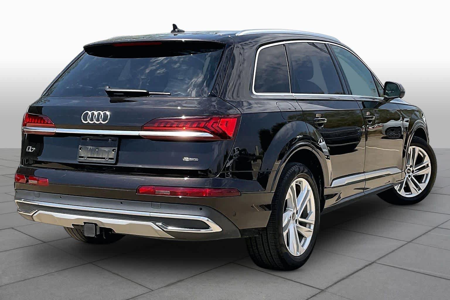 Used 2023 Audi Q7 2.0T Premium Plus w/ Premium Plus Package AWD/4WD image 13