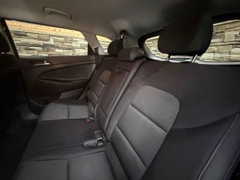 Used 2018 Hyundai Tucson SE AWD/4WD image 30