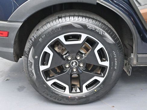 Used 2021 Ford Bronco Sport Outer Banks w/ Outer Banks Package AWD/4WD image 35