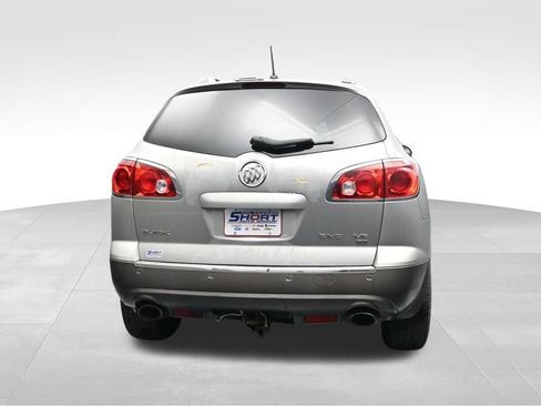 Used 2008 Buick Enclave CX w/ Driver Confidence Package FWD image 4