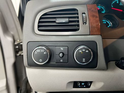 Used 2008 Chevrolet Silverado 2500 LTZ w/ Suspension Package, Off-Road image 18