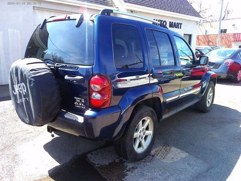 Used 2006 Jeep Liberty Limited AWD/4WD image 7