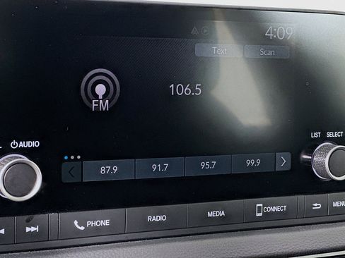 Used 2025 Honda Civic Sport image 21