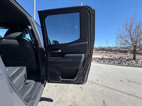 Used 2024 Toyota Tacoma TRD Off-Road w/ TRD Off Road Premium Package image 28