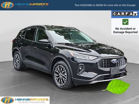 Used 2025 Ford Escape SE FWD image 1