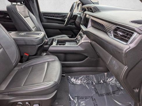 Used 2023 GMC Yukon Denali image 22