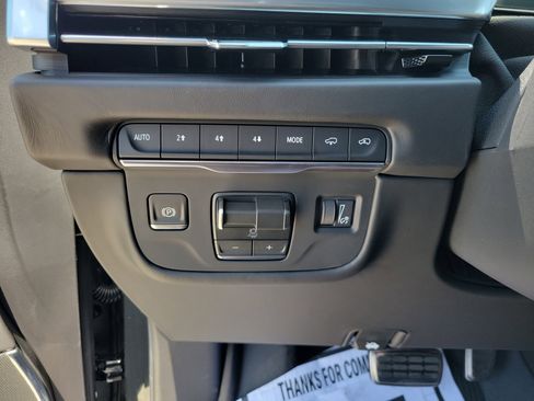 New 2026 Cadillac Escalade Platinum Sport w/ LPO, ONYX Package image 28