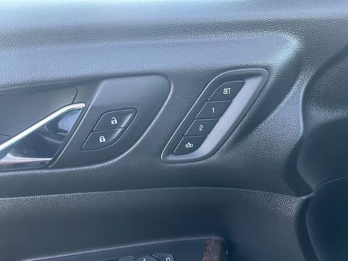 Used 2023 GMC Acadia Denali w/ Trailering Package image 30