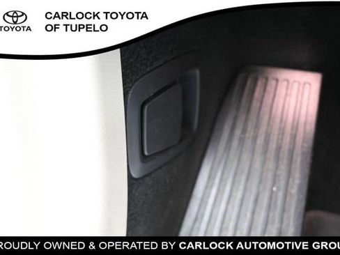 Used 2023 Volvo XC60 B5 Plus w/ Climate Package AWD/4WD image 21