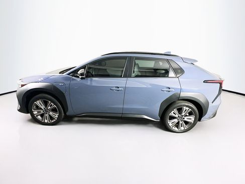 Used 2023 Subaru Solterra AWD image 4