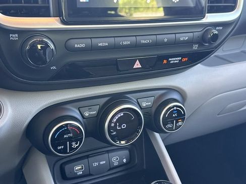 New 2026 Hyundai Venue SEL FWD image 32