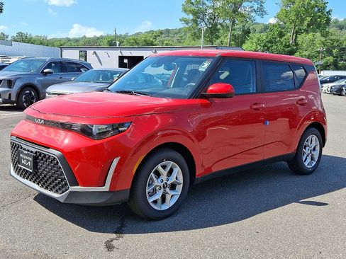 New 2025 Kia Soul S image 3