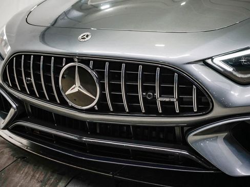 Certified 2022 Mercedes-Benz SL 55 AMG 4MATIC image 8