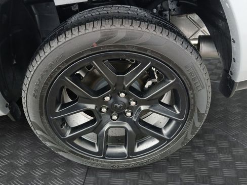 New 2026 RAM 1500 Laramie AWD/4WD image 23