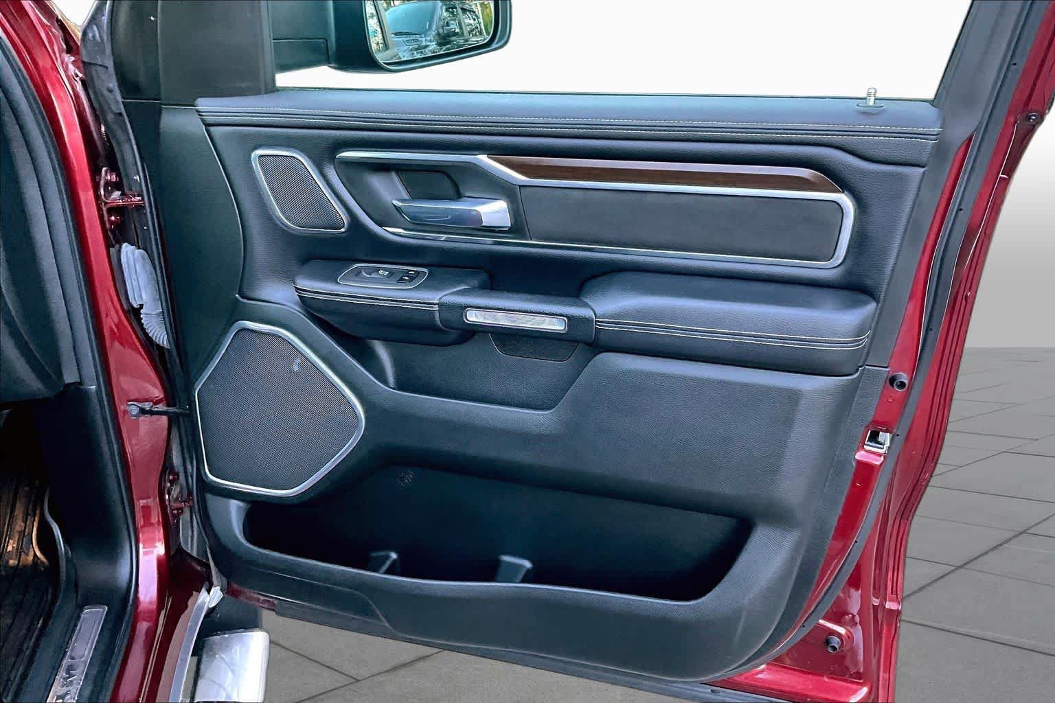 Used 2021 RAM 1500 Laramie AWD/4WD image 21